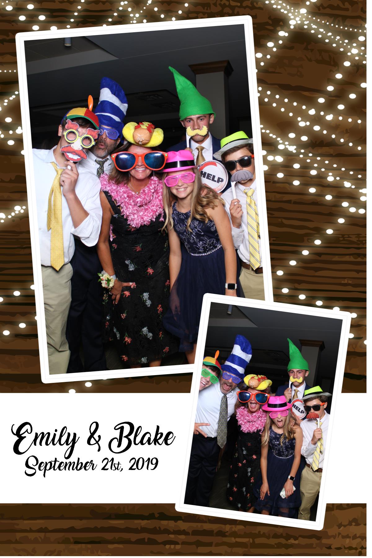 Emily Morgan Mirror Booth at The Madison | View more photos from the event at gallery.photoboothcincy.com/u/PhotoBoothCincy/Emily-Morgan-Mirror-Booth-at-The-Madison